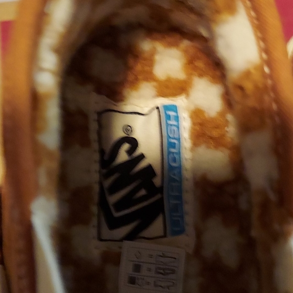 Vans suede all weather shoes - Picture 4 of 6